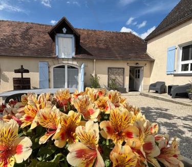 Thenon House | La Borie