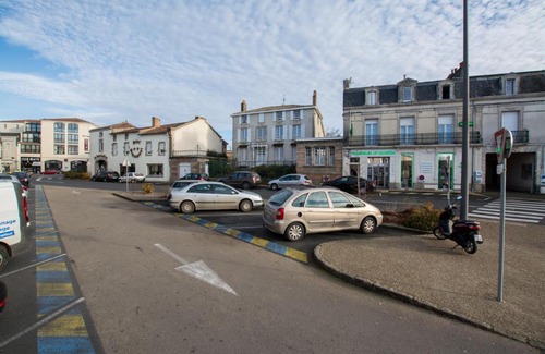 Bressuire Hotel | La Boule d'Or