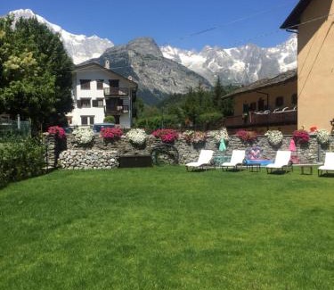 Pre-Saint-Didier Bed & Breakfast | La Boule de Neige