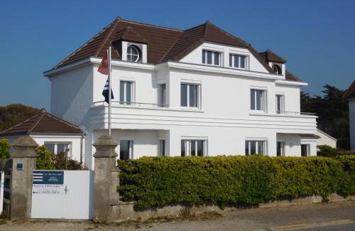 Barneville-Carteret House | "La Bounty" gite 50m de la plage avec spa