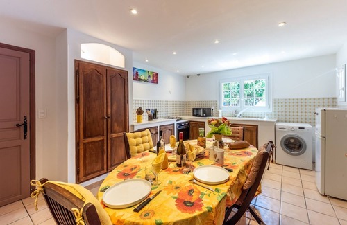 Draguignan Apartment | La Bouscarle - Jardin et Piscine Privée