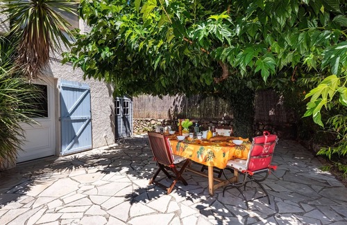 Draguignan Apartment | La Bouscarle - Jardin et Piscine Privée