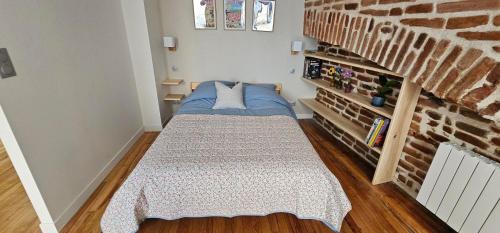 Cahors Old Town Apartment | La Brique Cadurcienne