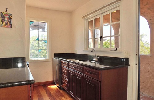 Belmont Shore House | La Brisa | 1 Block from the Beach!