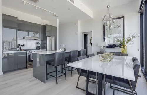 Midtown Apartment | La Brise by Atlanta Luxury Rentals