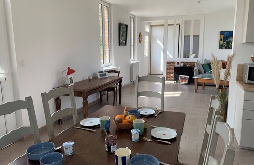 Hautot-sur-Mer House | La Buissonnière (sleeps 8) Bathroom, separate WC Fully-equipped kitchen, garden