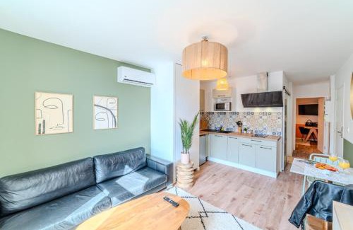 Roanne Apartment | La Bulle Roanne centre-ville - Jaccuzi & Clim