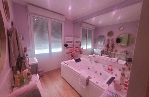 Calais Apartment | La bulle romantique
