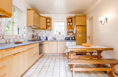 Tourgeville Villa | La Côte Fleurie - 5 Bdr - Garden & Jacuzzi - Tourgéville Plage