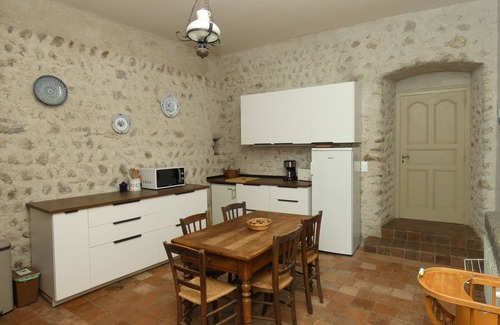 Le Pin House | LA CHARTREUSE DE LA SYLVE BÉNITE, family home