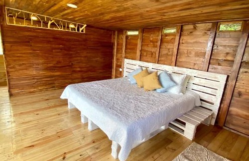 Villeta Cabin | LA CABAÑA DE DANTE