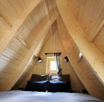 Les Molieres Ski Chalet | La cabane de Merlin