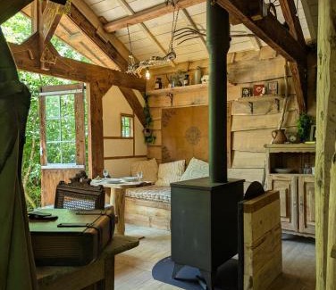 Pagny-sur-Morselle Other | La Cabane du Druide Karvalan