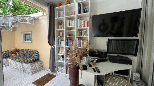 Cavaliere Apartment | La Cabane en bord de mer Cavalaire sur mer