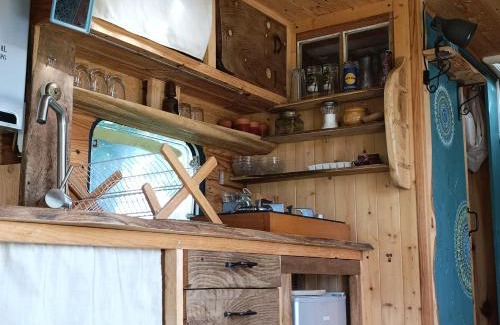 Beyssenac Apartment | la cabane mobile