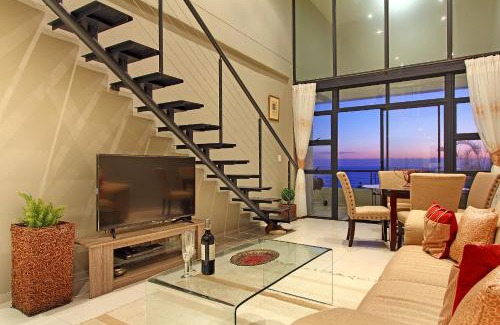 Bloubergstrand Apartment | La Cabina 601 by HostAgents
