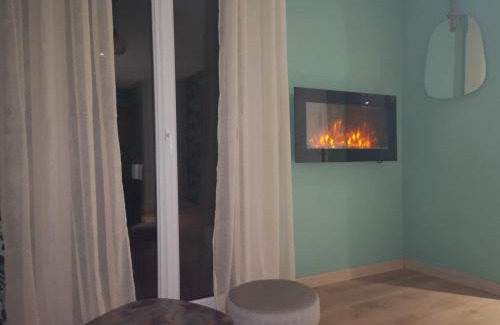 Fourneville House | La cachette d'Anne-Charlotte (jardin, parking dans la campagne Honfleuraise)