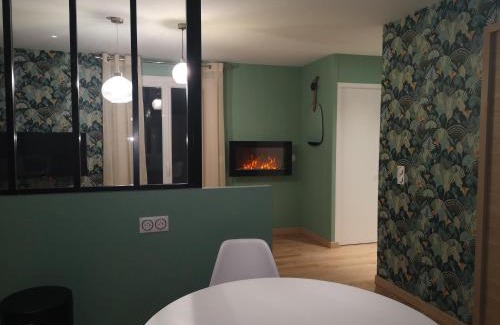 Fourneville House | La cachette d'Anne-Charlotte (jardin, parking dans la campagne Honfleuraise)