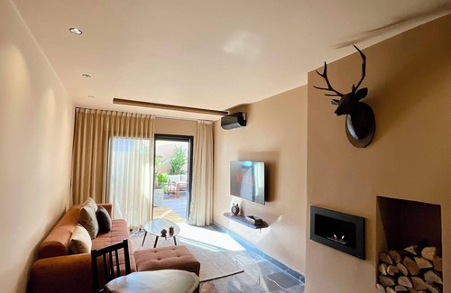Habbous Quarter Apartment | La cachette du cerf: Nature oasis with jacuzzi.