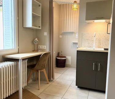 Faubourg-Raines Apartment | La Cachette