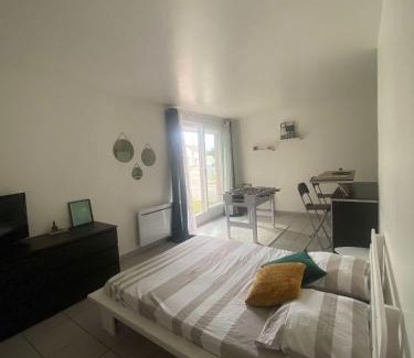 La Madeleine Apartment | La Cachette Ludique