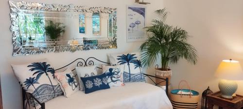 California - Pezou Apartment | La Californie Views II