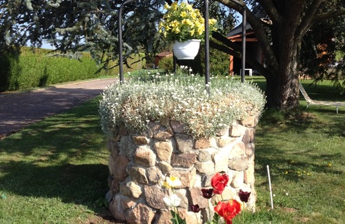 Saint-Just-en-Chevalet House | "LA CAMPAGNARDE" holiday cottage for 4 people with swimming pool.