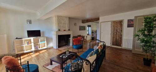Champigny-sur-Veude Apartment | La Campinoise