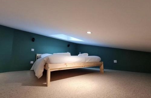 Riom Apartment | La Canopée - Central & Parking