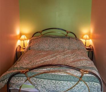 Decize House | La Cantine Logement au calme proche bord de Loire