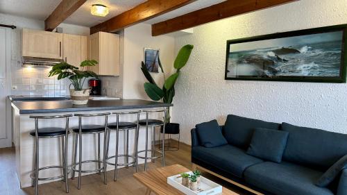 Escalles House | La Capelette