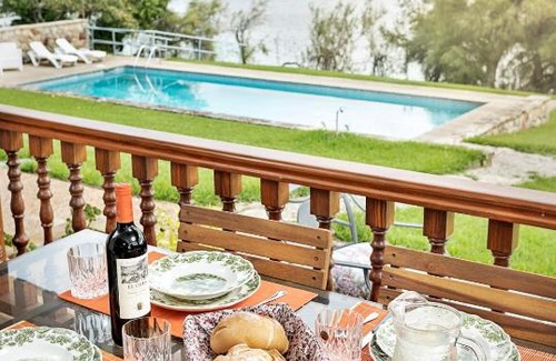 San Martin del Mar Villa | La capilla de ana