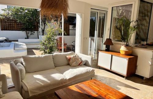 La Capte Apartment | La Capte 4-6 person villa with garden and pool