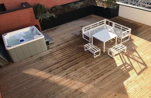 Casselardit Apartment | LA CARTOUCHERIE