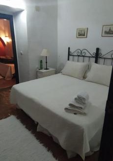 Cazalla De La Sierra House | La Cartuja de Cazalla