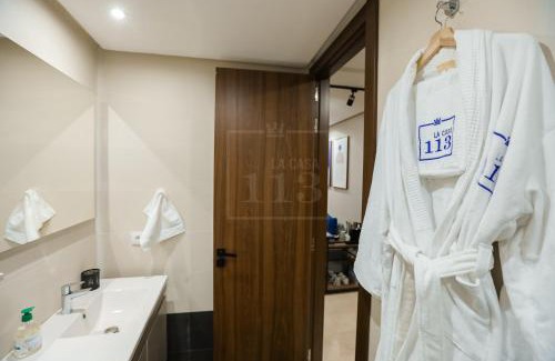 RACINE EXTENSION Apartment | La Casa 113, Sanctuaire de Luxe