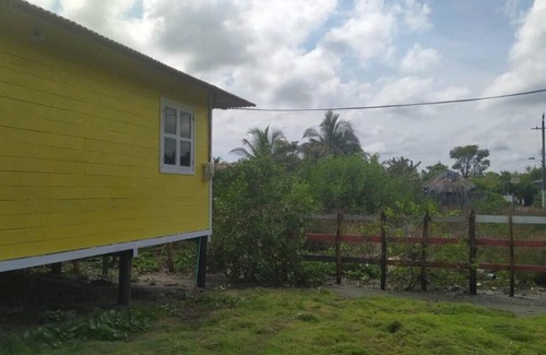 Paso Nuevo House | La Casa Amarilla (Sobre las playas del mar Caribe)