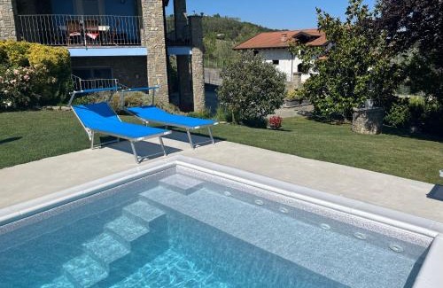 Montaldo Scarampi Apartment | La Casa Blu