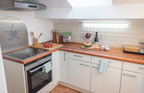 Bad Aibling Apartment | La Casa Bonita, Charming family apartment with 3 bedrooms and sun terrace