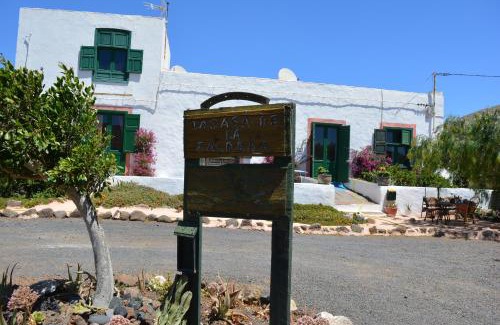 Las Casitas House | La Casa Caldera