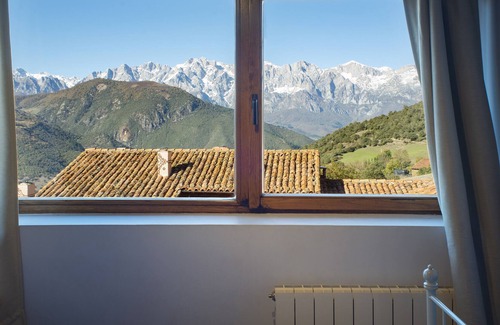 Tudes Apartment | La Casa de las Chimeneas