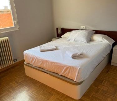 Leon Apartment | LA CASA DE REYES - WIFI Gratis