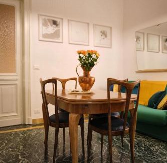 San Salvario Apartment | La Casa degli Specchi