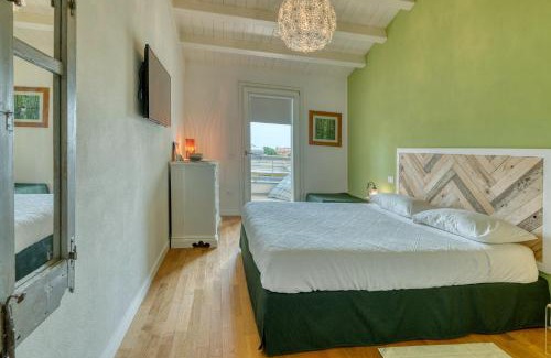 Quartu Sant'Elena Apartment | La Casa degli Ulivi appartamento in villa con patio
