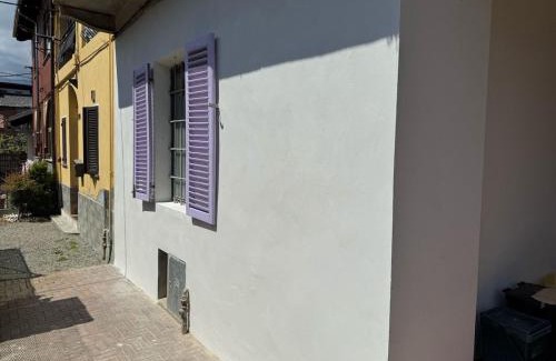 Biella Apartment | La casa dei colori Lilla