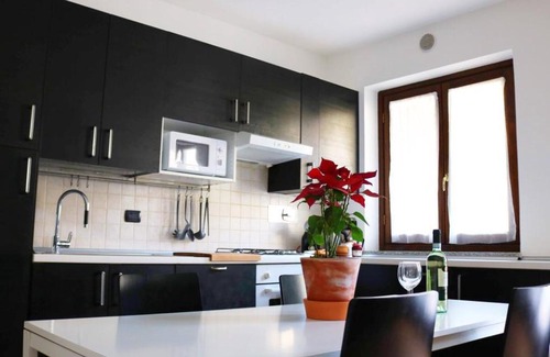 Pino Torinese Apartment | LA CASA DEI NONNI