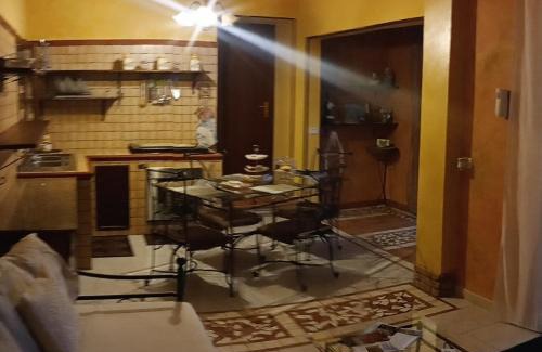 Montecani Apartment | la casa del glicine