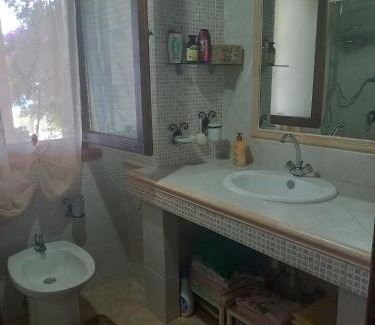 Montecani Apartment | la casa del glicine