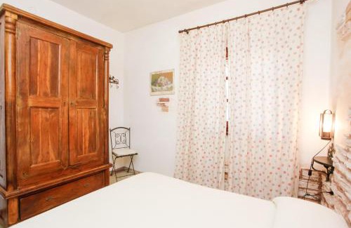 Agrustos House | La casa dell'olivastro