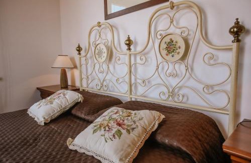 Villa San Secondo Bed & Breakfast | La Casa di Alice